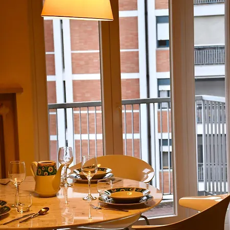 Trilocale Elegante A Centro