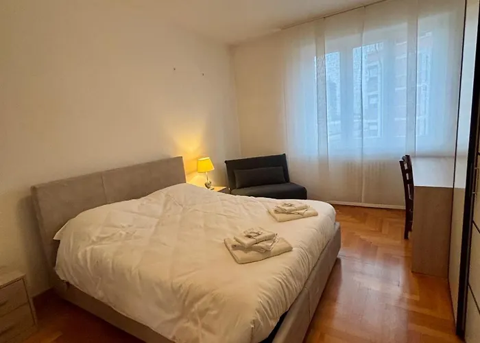 Trilocale Elegante A Centro Apartamento