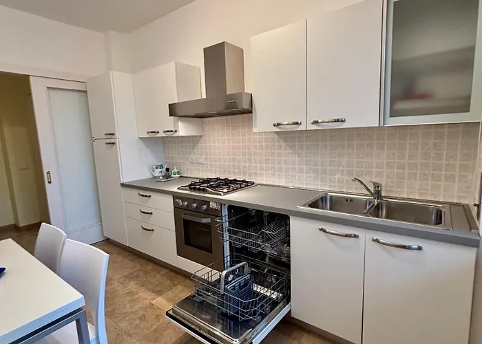 Apartamento Trilocale Elegante A Centro *