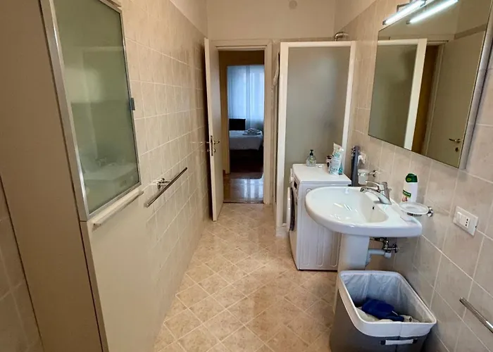 Trilocale Elegante A Centro Apartamento