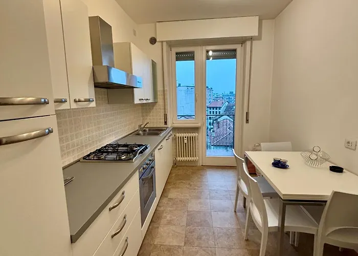 Trilocale Elegante A Centro Udine